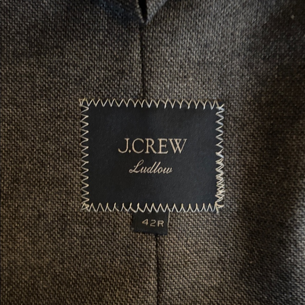 J. Crew Men's Grey Unstructured Ludlow Suit - 42R - Picture 4 of 10